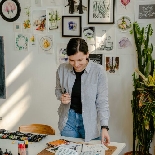 pexels-shkrabaanthony-4348196